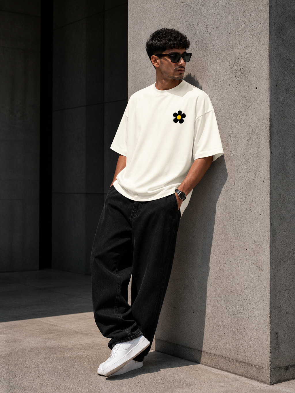 Off-White Drip Earth oversized heavyweight t-shirt - front model view